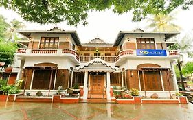 Fabhotel Illam Heritage
